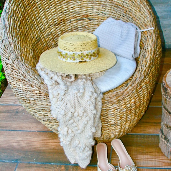 Hat Straw with lace trim and flower embelishment main image 12
